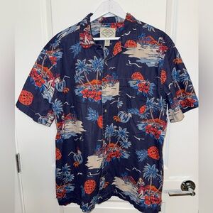 St. John's Bay Navy and Red Island Print Shirt